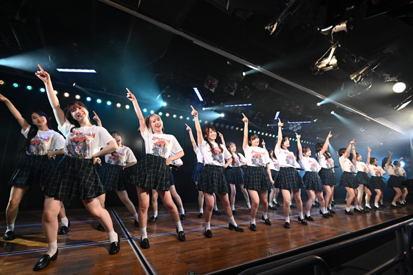 AKB48・チーム8が活動休止前最後の周年公演開催