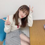 HKT48・坂本愛玲菜、太ももが気になる美脚ショットに歓喜の声！