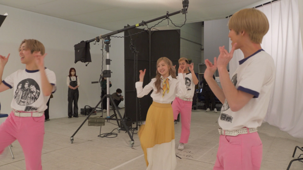 AKB48・本田仁美のキュートな『ひげ』姿に注目！「ひげ茶ダンス！」動画公開中