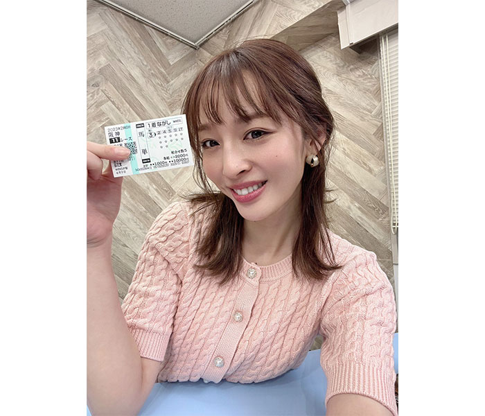 『美脚ウマ女』神部美咲、「桜花賞」的中で春G1を2連勝