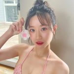 NMB48・上西怜、笑顔の花が咲く水着オフショットにファン歓喜！