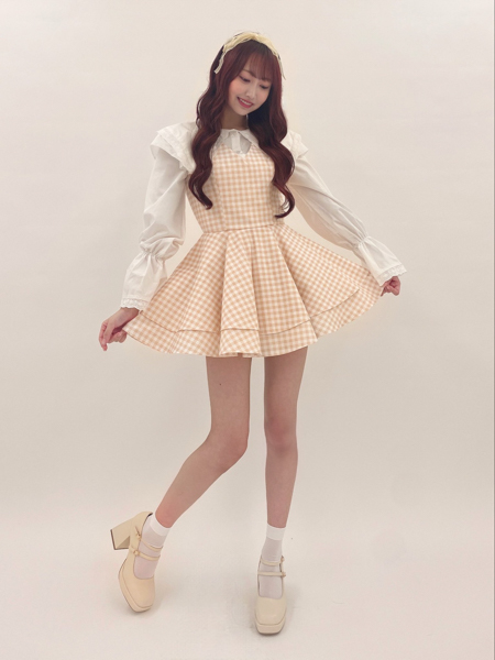 SKE48・野村実代「可愛い写真あげちゃう！」、リアルドールなミニスカ衣装で美脚披露！