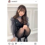 竹内星菜、透け感タイツから大胆パンチラ