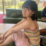 HKT48・田中美久、カラフルキャミソールで気になるバストラインにファンうっとり
