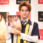 藤岡真威人、初写真集のイベントに登場！出来栄えは「もちろん100点！」