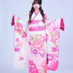 小悪魔ageha専属モデルの『はなき』が振袖姿を披露