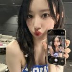 宮脇咲良、舌出し自撮りショット公開「挑発的」な表情にファン熱狂