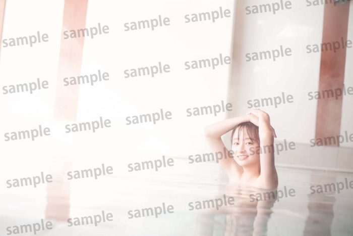 日向坂46・影山優佳、火照った素肌でうっとり魅了する露天風呂ポストカード絵柄が公開