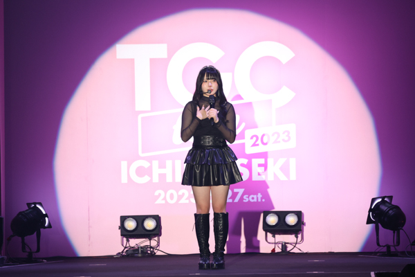 【写真特集】TikTokクリエイター・Mumei、美脚見せのブラック衣装でセクシーにパフォーマンス！＜TGC teen ICHINOSEKI 2023＞