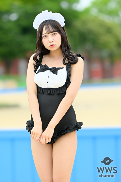 【写真特集】藍川みり（ネコプラpixx.）、メイド水着であらわなむっちりボディ＜近代麻雀水着祭2023＞