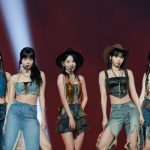 【写真特集】LE SSERAFIM、ヘルシーなくびれラインで釘付けのデニム衣装でパフォーマンス！＜KCON JAPAN 2023＞