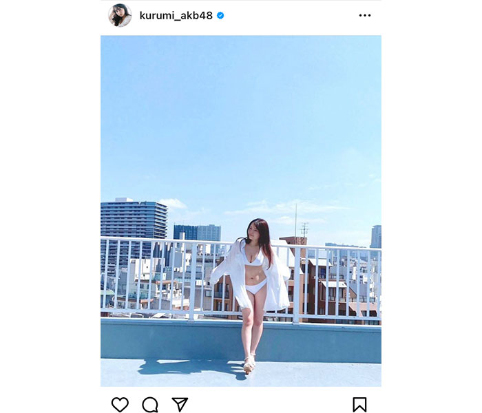 AKB48・鈴木くるみ、青空に映える純白ビキニオフショットにファン歓喜！