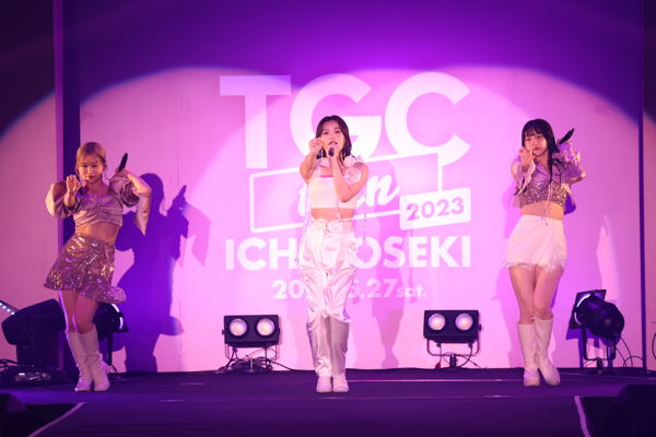 【写真特集】iScreamがお腹見せのステージ衣装で息の合ったパフォーマンスを見せる！＜TGC teen ICHINOSEKI 2023＞