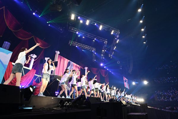 AKB48・チーム8がラストコンサート開催！昼の部には横⼭結⾐、⼭⽥菜々美らOGメンバーもサプライズで登場