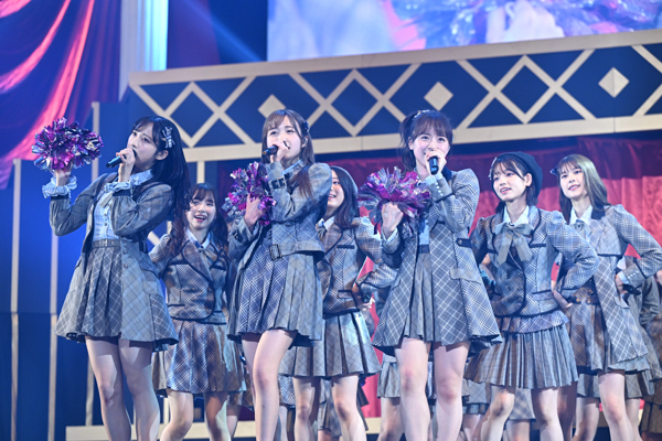 AKB48・チーム8がラストコンサート開催！昼の部には横⼭結⾐、⼭⽥菜々美らOGメンバーもサプライズで登場