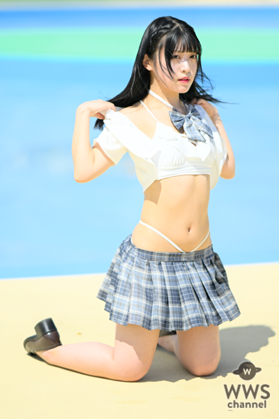 【写真特集】なお、脱ぎかけセクシーな制服コスチュームでフェチ刺激！＜近代麻雀水着祭2023＞