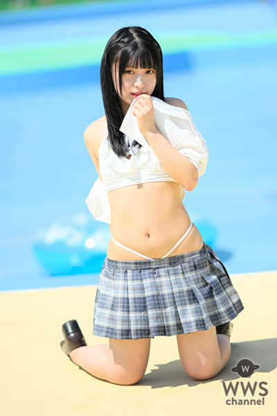 【写真特集】なお、脱ぎかけセクシーな制服コスチュームでフェチ刺激！＜近代麻雀水着祭2023＞