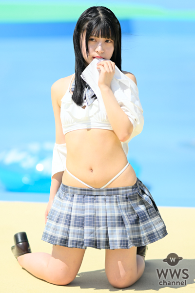 【写真特集】なお、脱ぎかけセクシーな制服コスチュームでフェチ刺激！＜近代麻雀水着祭2023＞