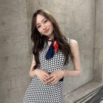 乃木坂46・梅澤美波、ミニワンピでスラリ美脚披露！