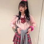 NMB48・山本望叶、制服ギャルに扮した衣装ショットが可愛すぎる！