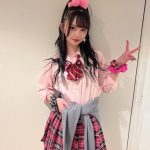 NMB48・山本望叶、制服ギャルに扮した衣装ショットが可愛すぎる！