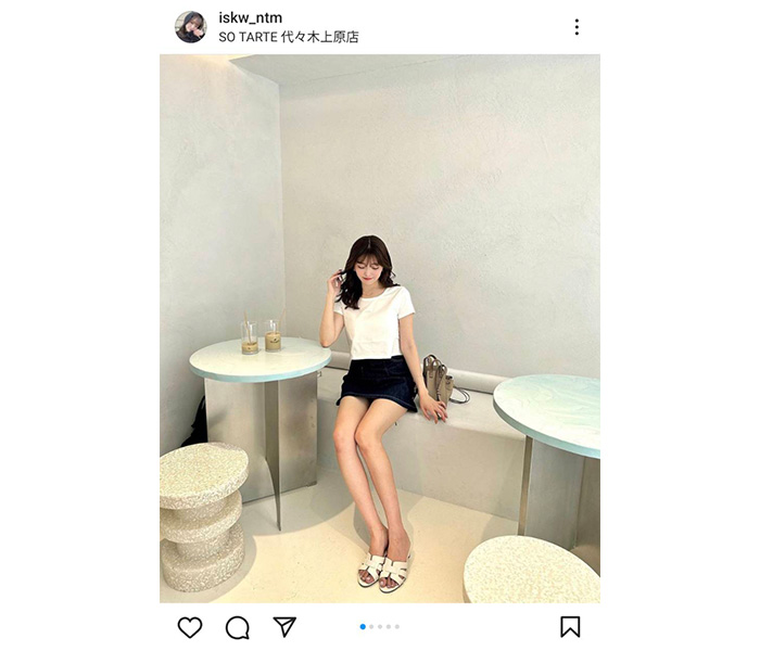 いしかわなつみ、ミニスカ×サンダルで美脚スラリ「脚長すぎ！」「デニムスカート似合う」とファン歓喜