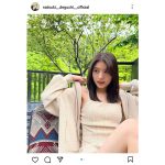 出口夏希、森林浴で太ももチラリ「可愛すぎ」「ドキドキが止まらん」とファン歓喜