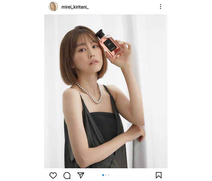 桐谷美玲、黒のドレスで肌見せショット「めっちゃ美しいです」「本当に母ですか？！」とファン歓喜