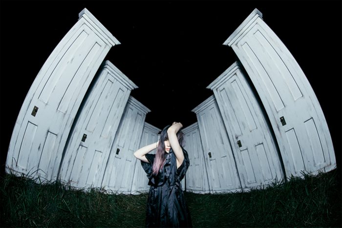 Aimer、最新アルバム『Open α Door』から新曲4週連続オンエア