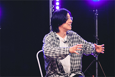 手越祐也による人気レギュラー番組 「スぺプラ手越～Music Connect～ season2」にストレイテナーのホリエアツシが登場！