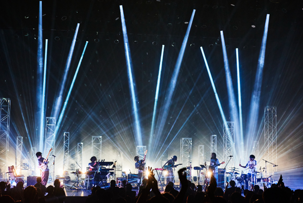 【ライブレポート】Awesome City Club、「さよなら中野サンプラザ音楽祭」の一環でワンマン開催！「『Awesome シニア Club』になってもついてきてくれますか」