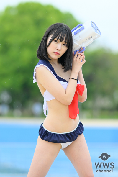 【写真特集】みーあん（1つ足りない賽は投げられた）、セーラー服風の水着コスで美脚全開＜近代麻雀水着祭2023＞