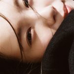 飯豊まりえ、濡れシャツ姿ではしゃぎ満面笑み！デビュー15周年記念写真集発売決定