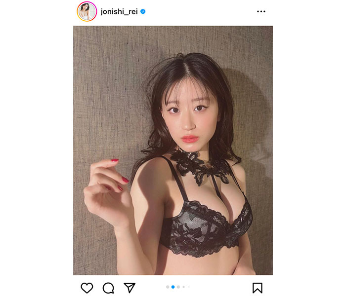 NMB48・上西怜、セクシー黒ランジェリーであらわな美バスト