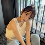 美人すぎる上智大生・かとゆり、脇見せ＆お腹チラリの『留年コーデ』に反響ぞくぞく