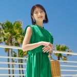 若月佑美、ブルーやグリーンのコーデを披露！Amazon Fashion夏のビジュアルモデルに起用