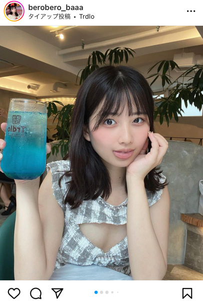 佐藤かれん、無防備な胸元が気になるキャバドレス姿にファン悶絶