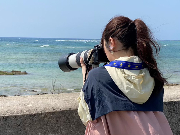 高柳明音が石垣島で野鳥探し！特技のカメラで鳥たちを激写
