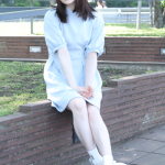 【動画】坂巻有紗が水色ワンピから美脚アピール！映画『スパイスより愛を込めて。』のみどころを語る