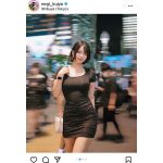 コスプレイヤー・九条ねぎ、生足やボディの曲線美があらわになった黒のミニタイトワンピース姿を披露！「めちゃくちゃカッコいい」とファン歓喜の声