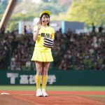 元ＳＫＥ・惣田紗莉渚が売り子衣装で始球式に登場!「点数をつけるなら８０点」