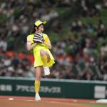 元ＳＫＥ・惣田紗莉渚が売り子衣装で始球式に登場!「点数をつけるなら８０点」