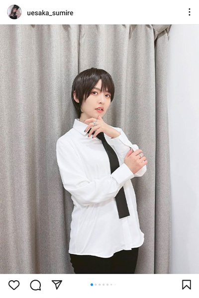 声優・上坂すみれ、白シャツ×ネクタイで『イケメンすぎる』男装を披露！