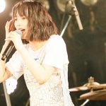 のん、「また、会おう！」会場の熱気も伝わるLIIVE感溢れるロックな姿に「カッケーーーッッ！」「めっちゃロック」「本当にスーパーヒーロー」の声