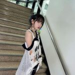 LE SSERAFIM・宮脇咲良、はだけたニットから美肌がちらり「今日も綺麗」「天使だ~！」とファン歓喜