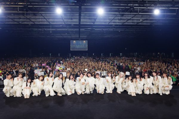 櫻坂46、初の海外ライブで1万5千人が大熱狂！松田里奈はフランス語で挨拶も
