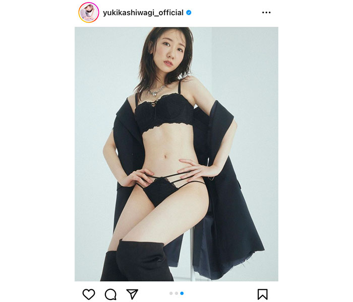 AKB48・柏木由紀、セクシー黒ランジェリー姿で透明美ボディ全開！