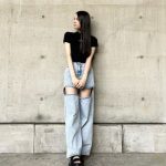 AKB48・水島美結、デニムのスリットから太ももチラリ！オトナコーデにファン歓喜