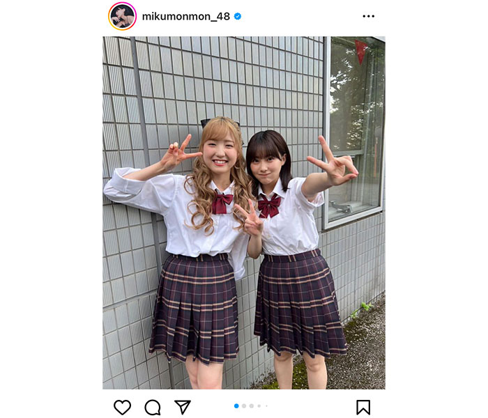 HKT48・田中美久とAKB48・本田仁美の制服オフショットにファン悶絶！「ずっと待ってたの！！！」