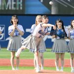 【写真特集】≠ME・永田詩央里、大きく振りかぶりワンバン！セレモニアルピッチで剛腕投手の風格を見せる＜横浜DeNAベイスターズ＞